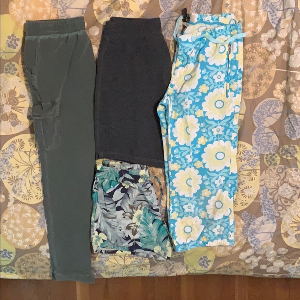 Lot of Girls Gap Kids Pants/Capris/Shorts